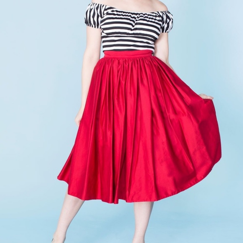 NWT Pinup Couture Jenny Skirt in Red XS